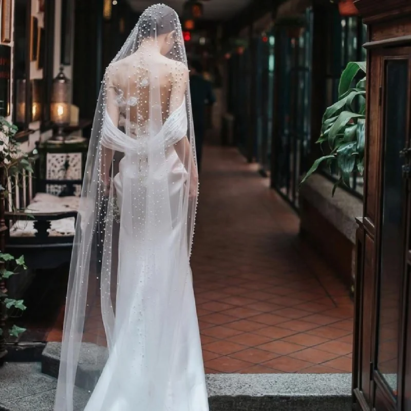 Sophisticated Pearls Bride Veil