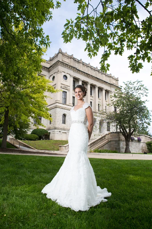 Mori Lee 1862 - Elegant Alencon Lace